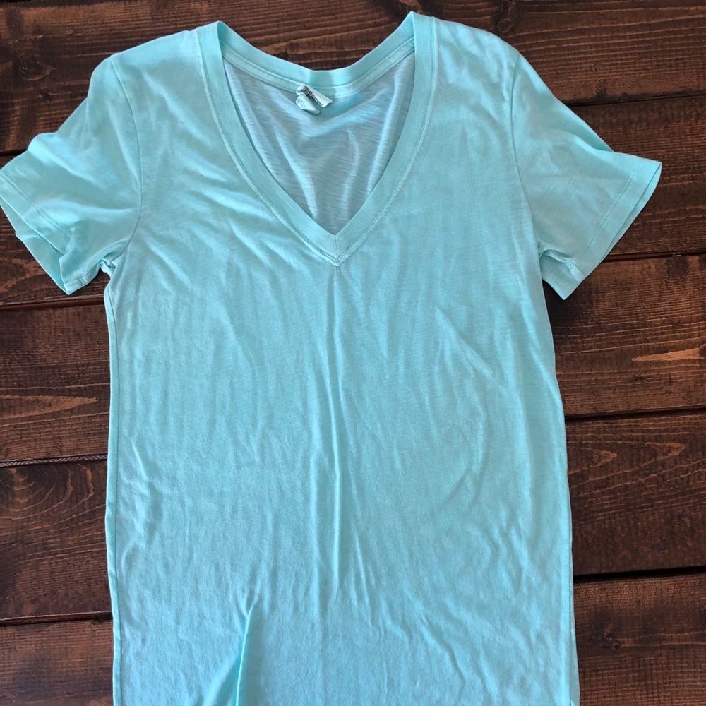 PINK Victoria Secret V-neck tee